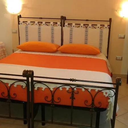 Is Janas E5391 Bed & Breakfast
