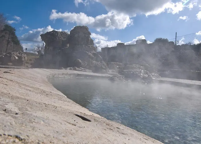 Nocleg ze śniadaniem Is Janas E5391 3*